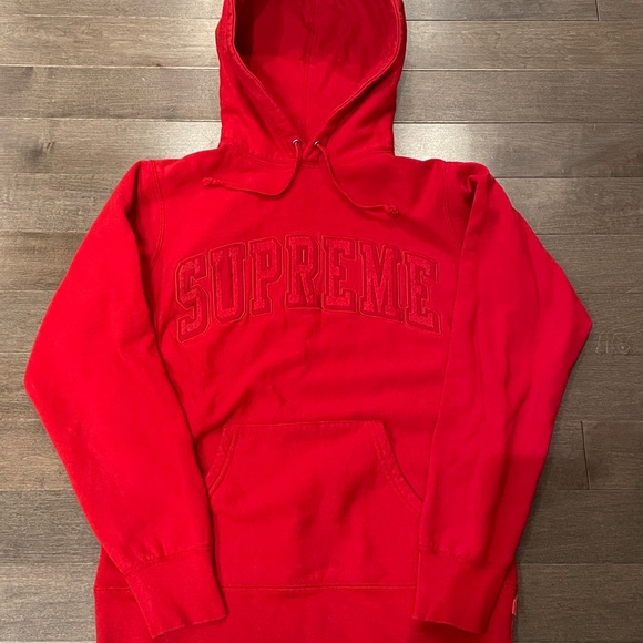 Authentic Supreme Hoodie - Picture 4 of 9